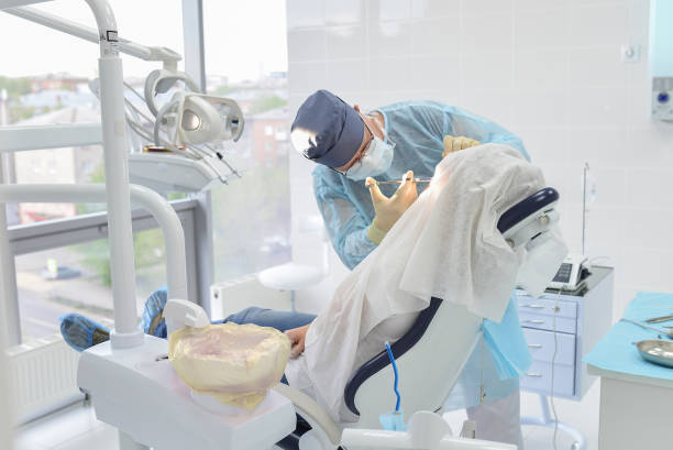 Best Dentist for Tooth Abscess  in Kohler, WI